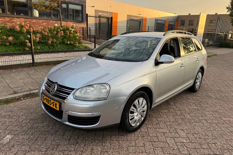Volkswagen Golf (2009)