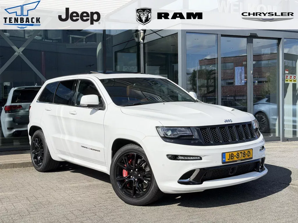 Jeep Grand Cherokee (2015) — foto 1