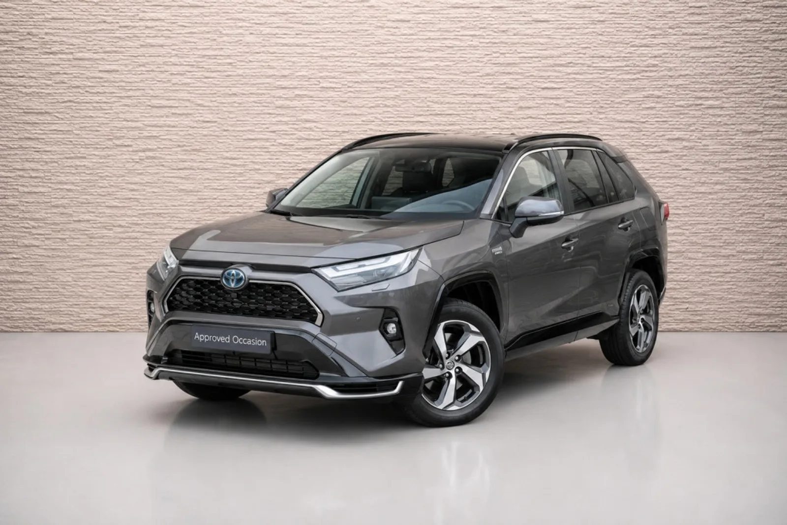 Toyota RAV4 (2024) — foto 1