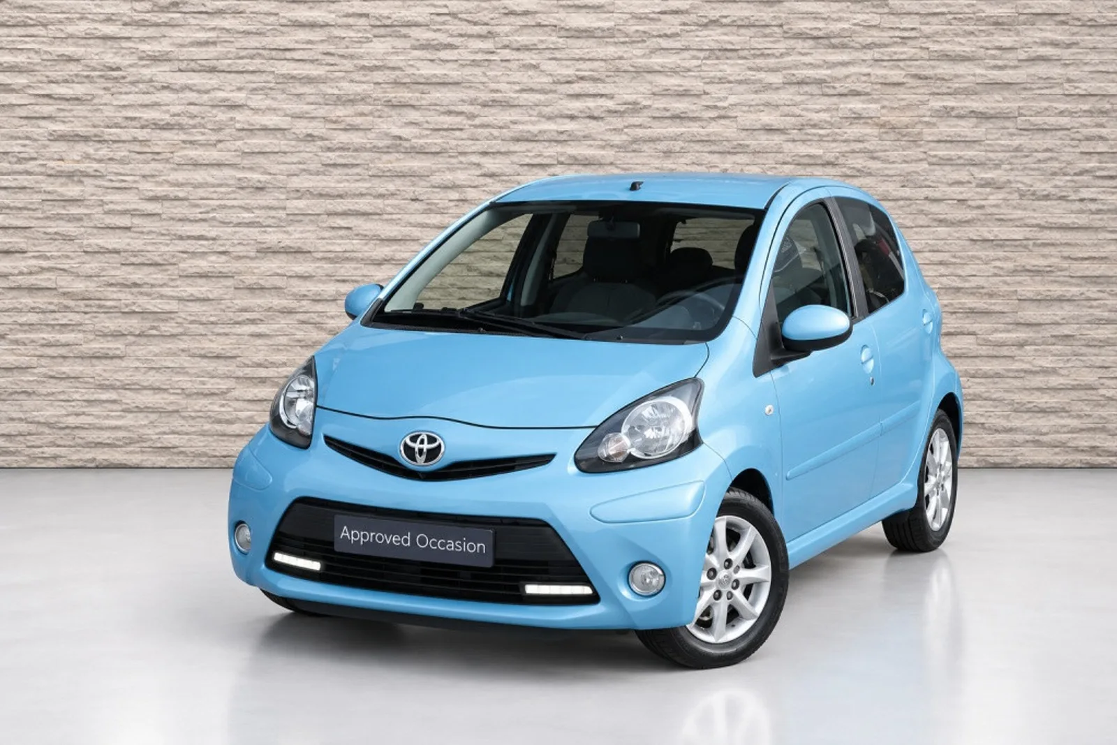 Toyota Aygo (2013) — foto 1