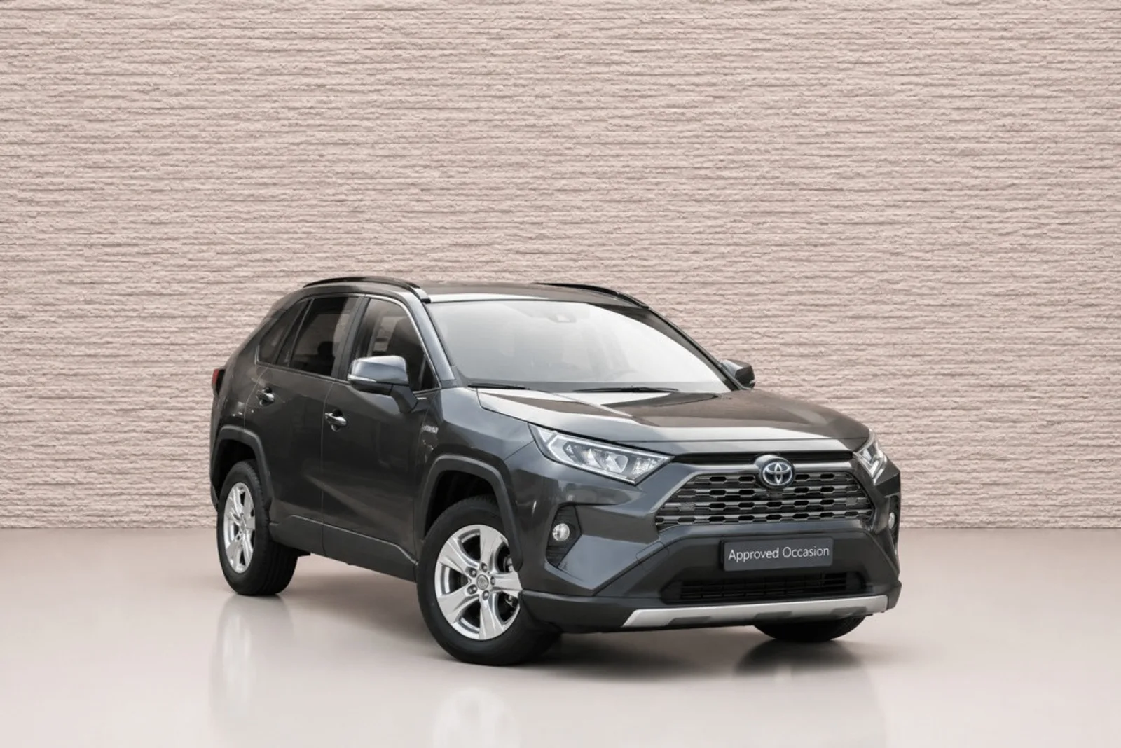 Toyota RAV4 (2021) — foto 1