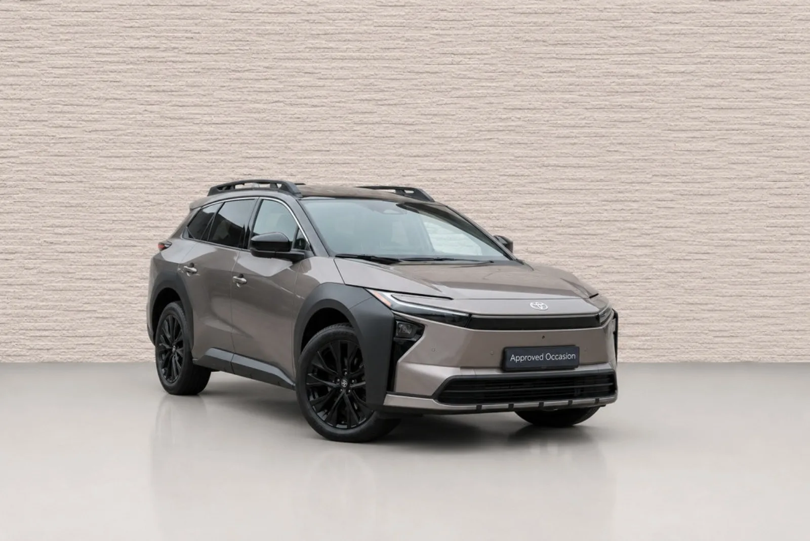 Toyota bZ4X (2026) — foto 1