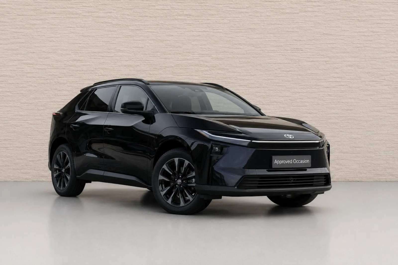 Toyota bZ4X (2025) — foto 1