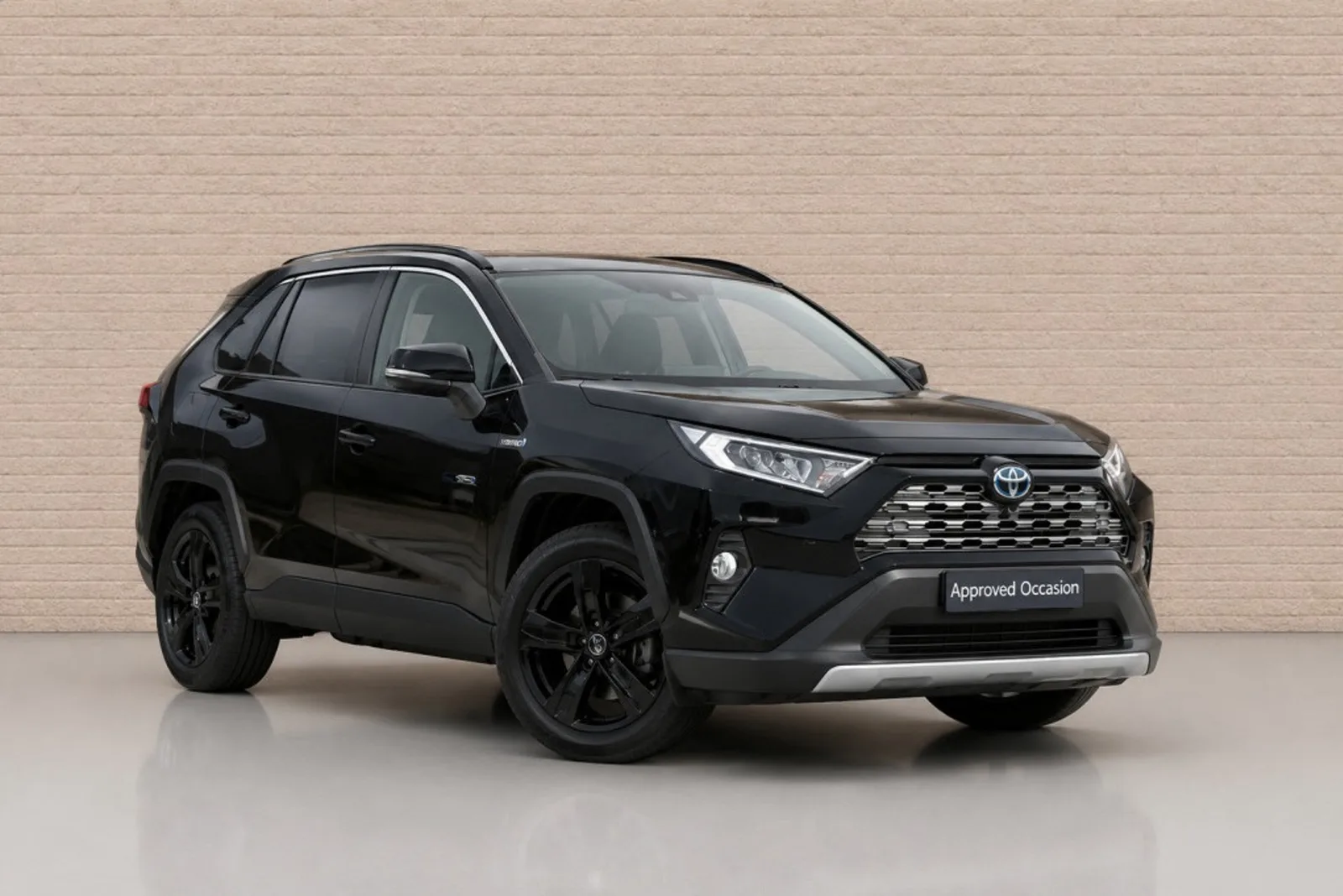 Toyota RAV4 (2019) — foto 1