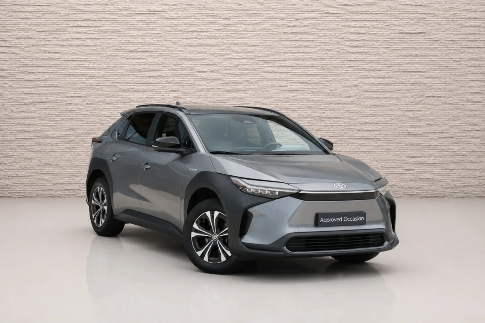 Toyota bZ4X (2024) — foto 1