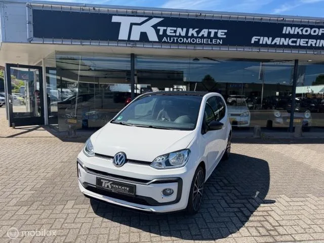 Volkswagen Up! (2017) — foto 1