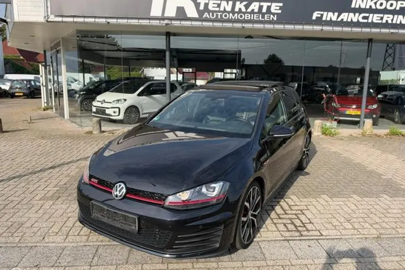 Volkswagen Golf (2017)