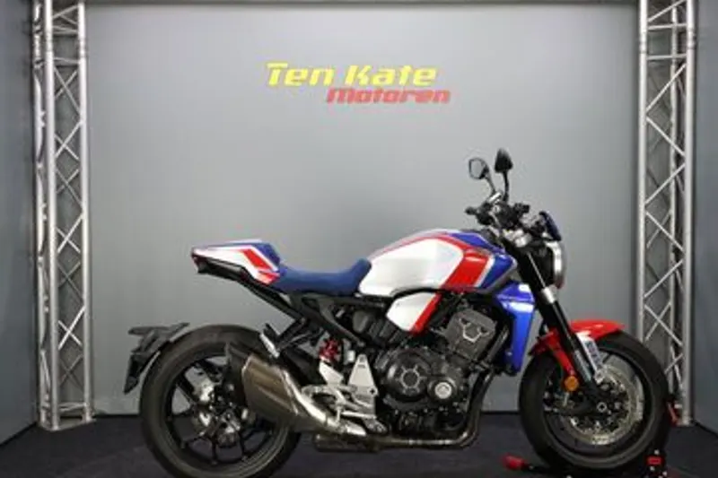Honda CB1000R (2018)