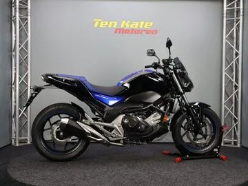 Honda NC 750 S (2018) — foto 1