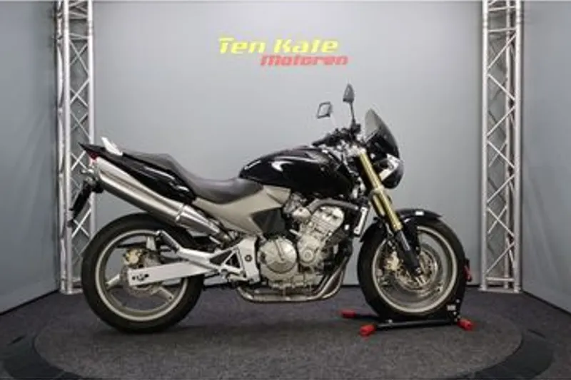Honda CB600F (2006)