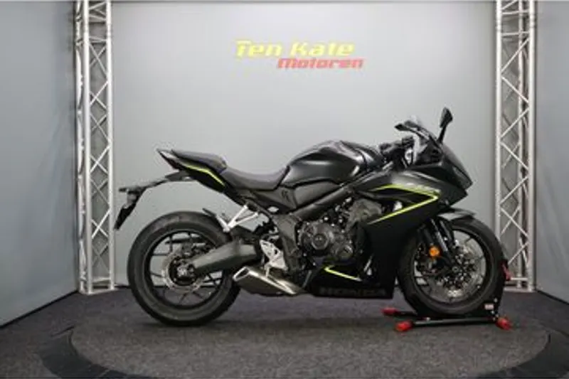 Honda CBR650R (2026)