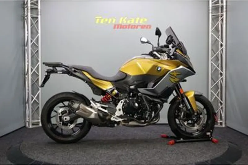 BMW F 900 XR (2021)
