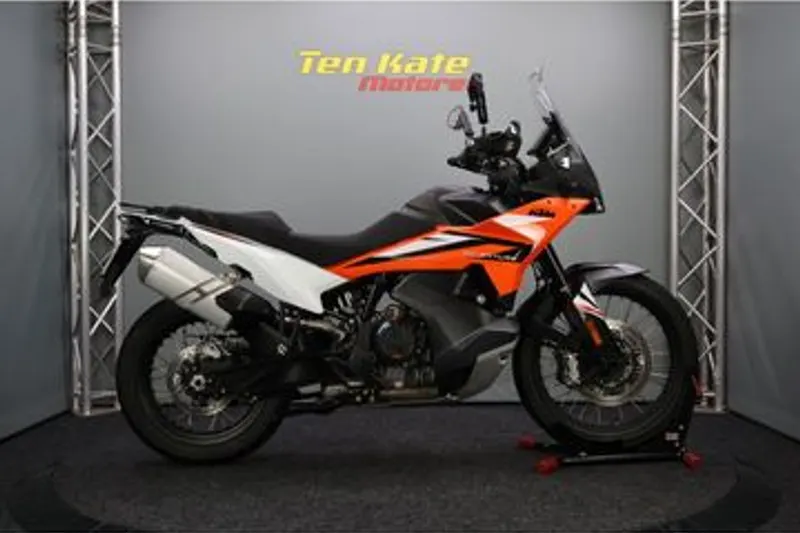 KTM 890 Adventure (2025)