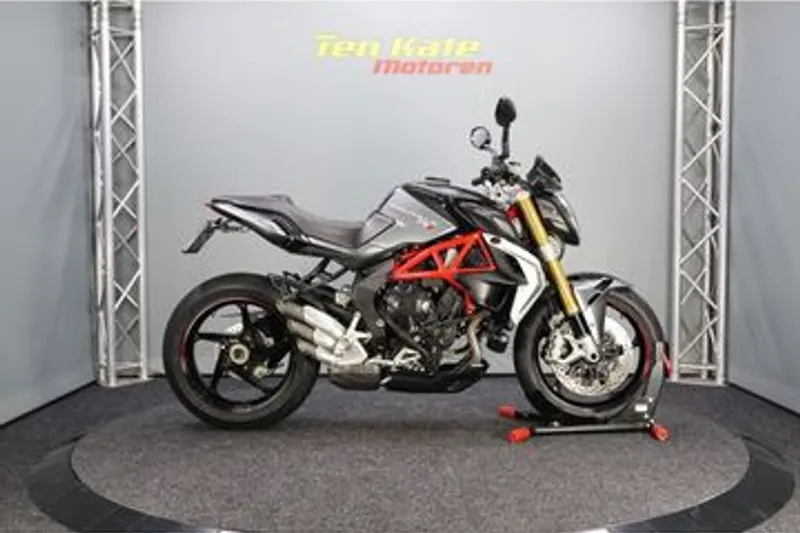MV Agusta Brutale 800 (2015)