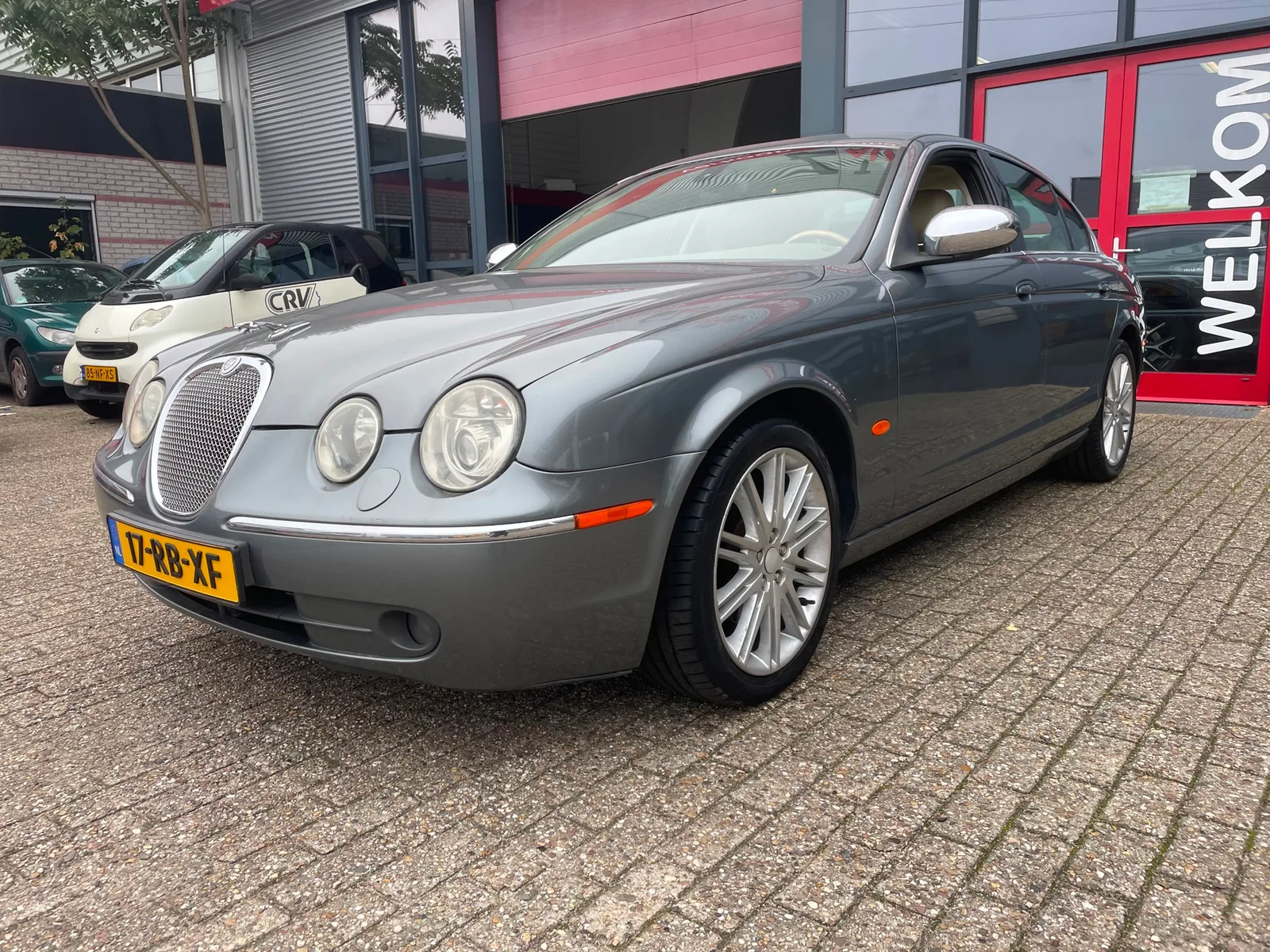 Jaguar S-Type (2005) — foto 1