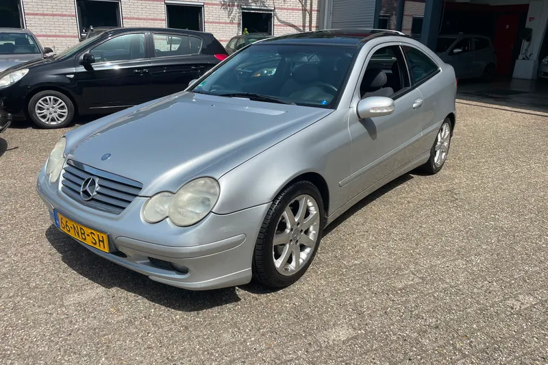 Mercedes-Benz C-Klasse (2003)