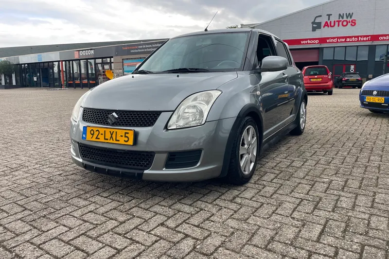Suzuki Swift (2010)