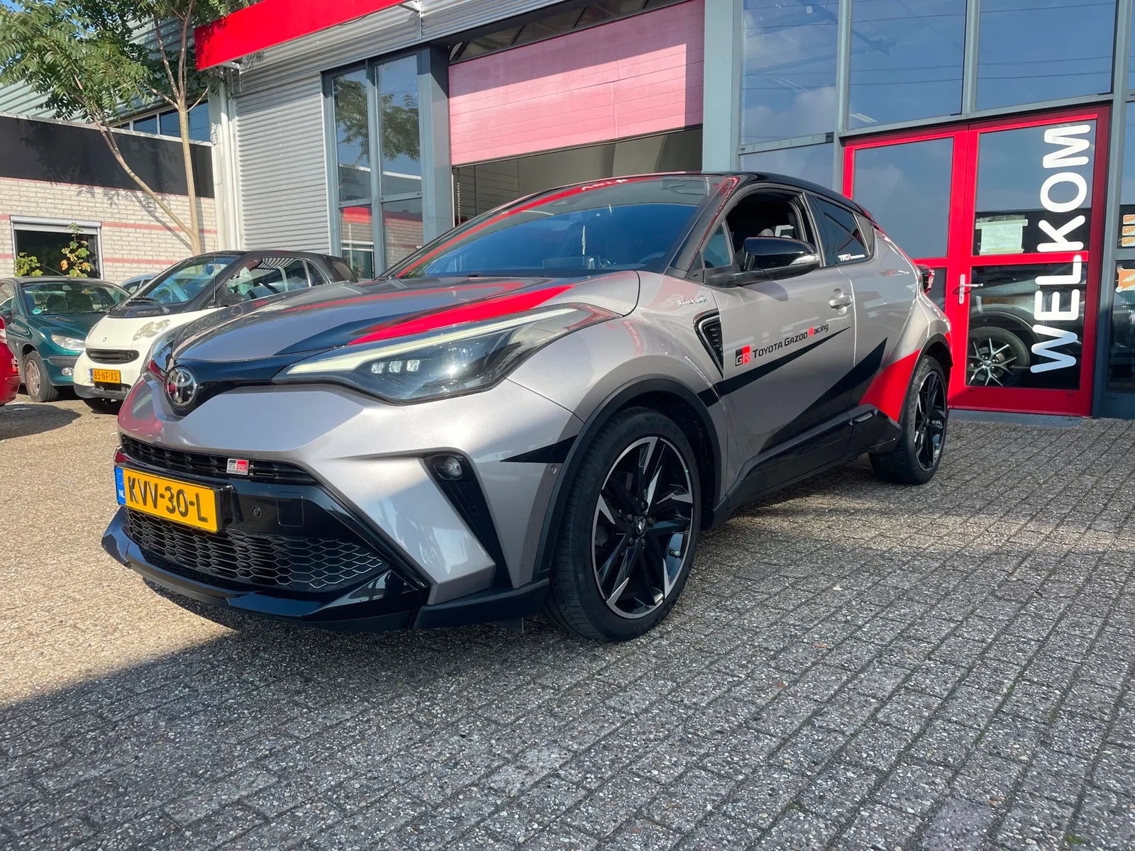 Toyota C-HR (2021) — foto 1