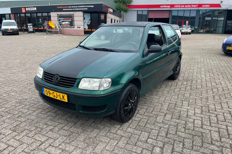 Volkswagen Polo (2000)