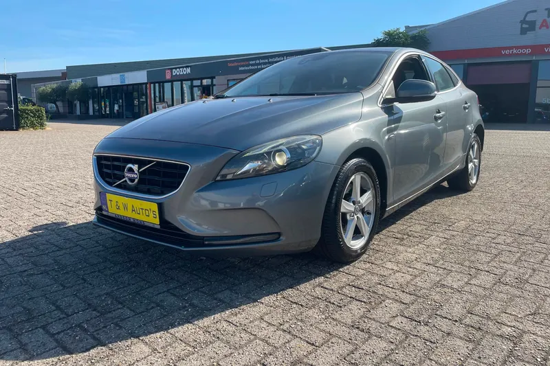 Volvo V40 (2016)