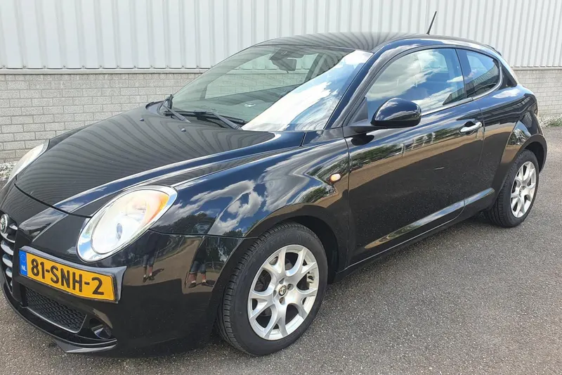 Alfa Romeo Mito (2011)
