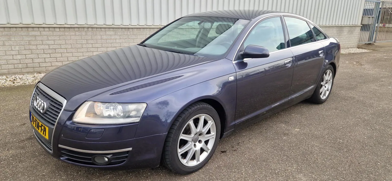 Audi A6 (2004) — foto 1