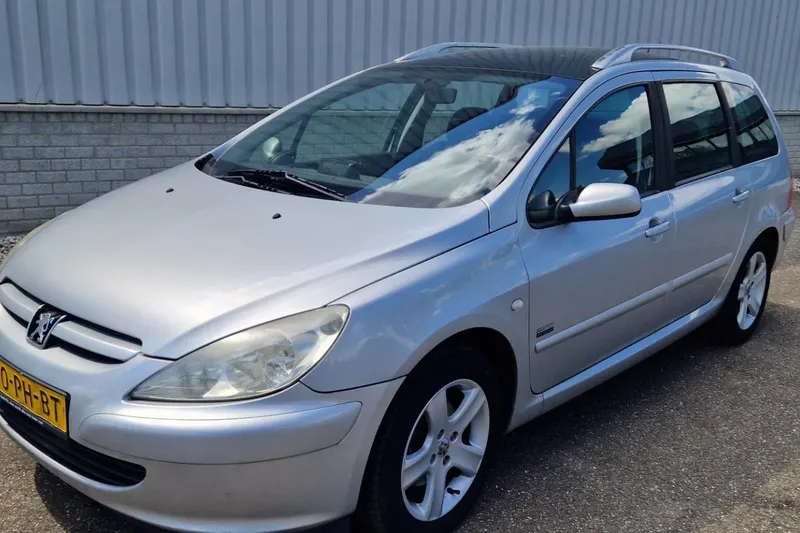 Peugeot 307 SW (2004)