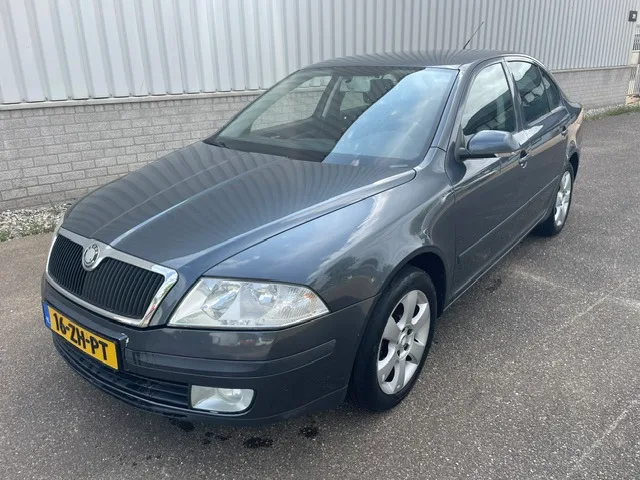 Škoda Octavia (2008) — foto 1
