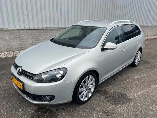Volkswagen Golf (2010) — foto 1