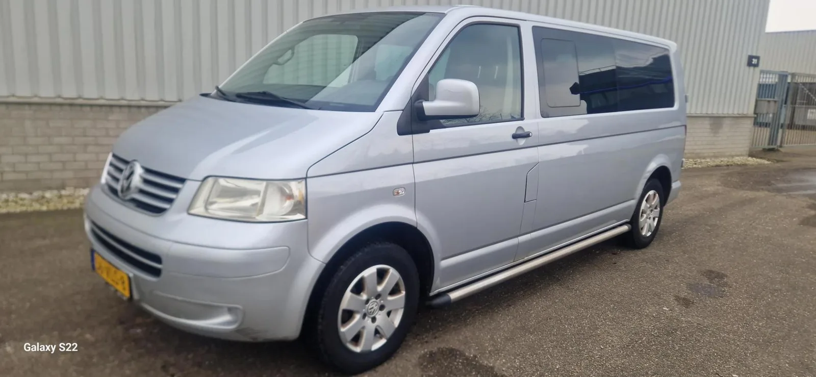 Volkswagen Transporter (2008) — foto 1