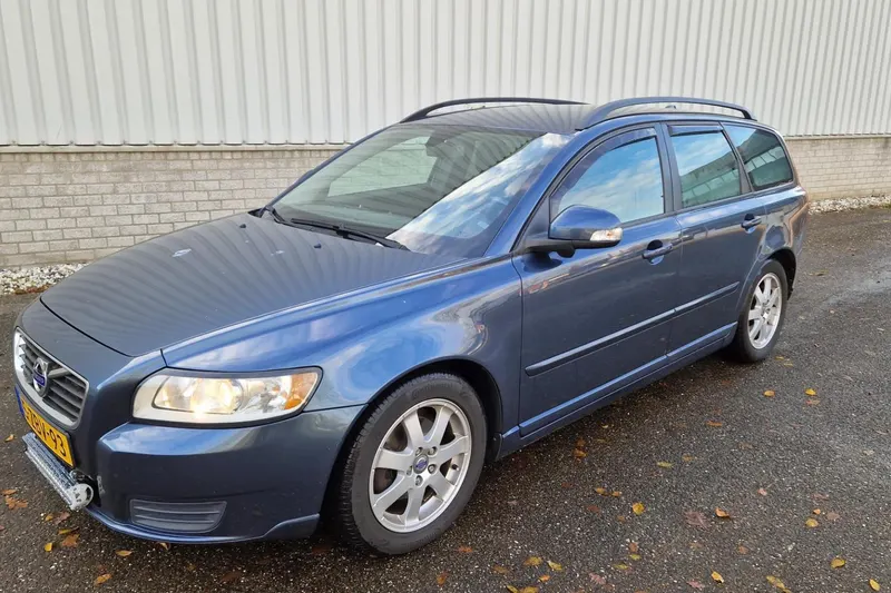 Volvo V50 (2010)