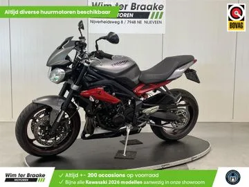 Triumph Street Triple (2014) — foto 1