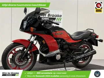 Kawasaki GPZ 750 (1985) — foto 1