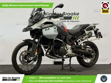 BMW F (2025) — foto 1