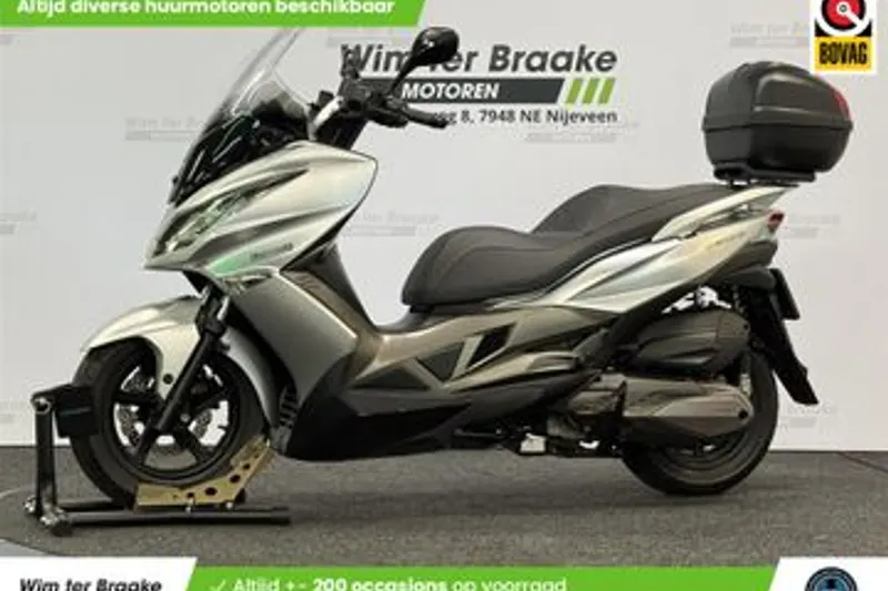 Kawasaki J 300 (2014)