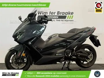 Yamaha TMAX 560 Tech MAX (2021) — foto 1