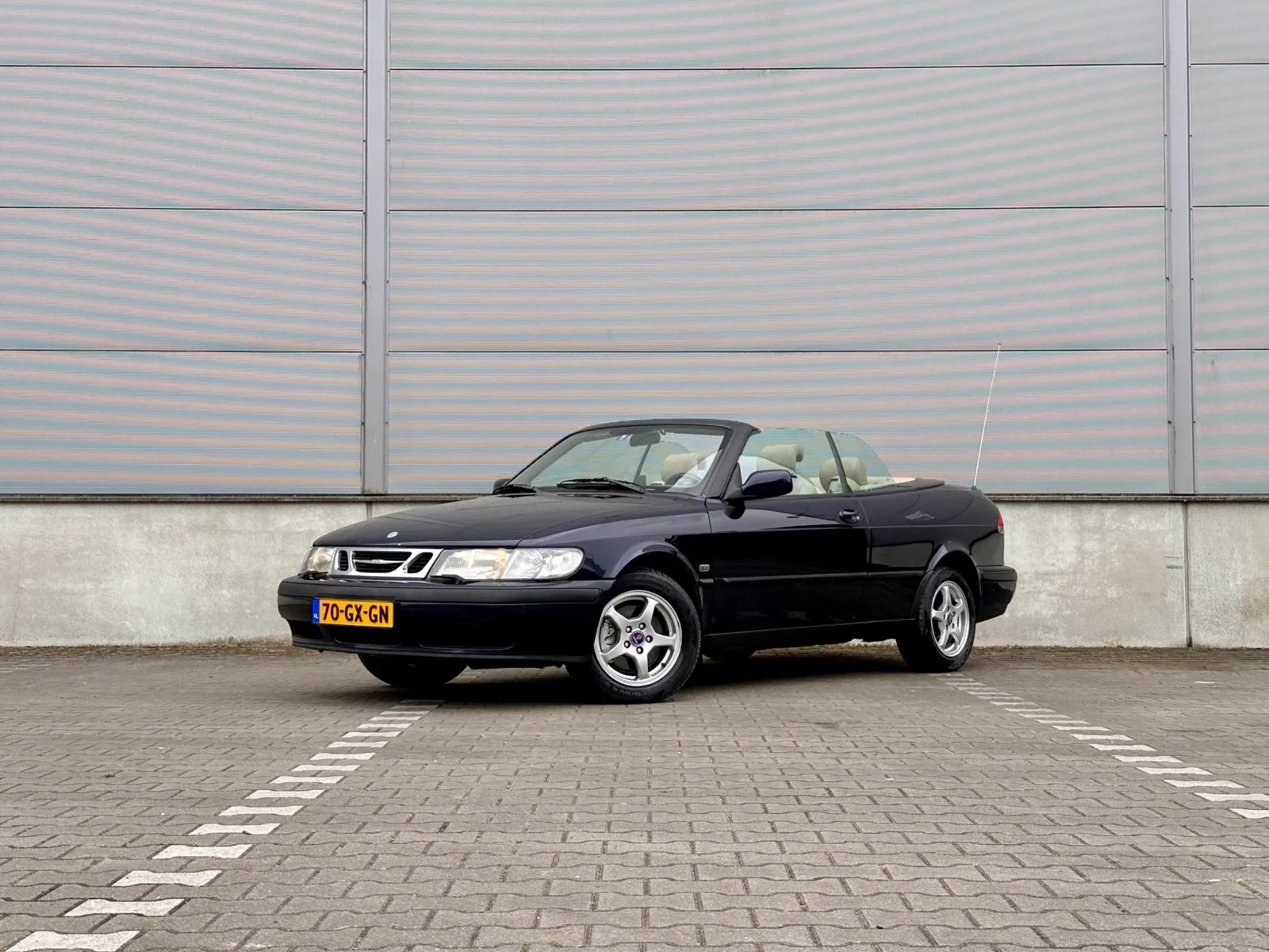 Saab 9-3 (2001) — foto 1