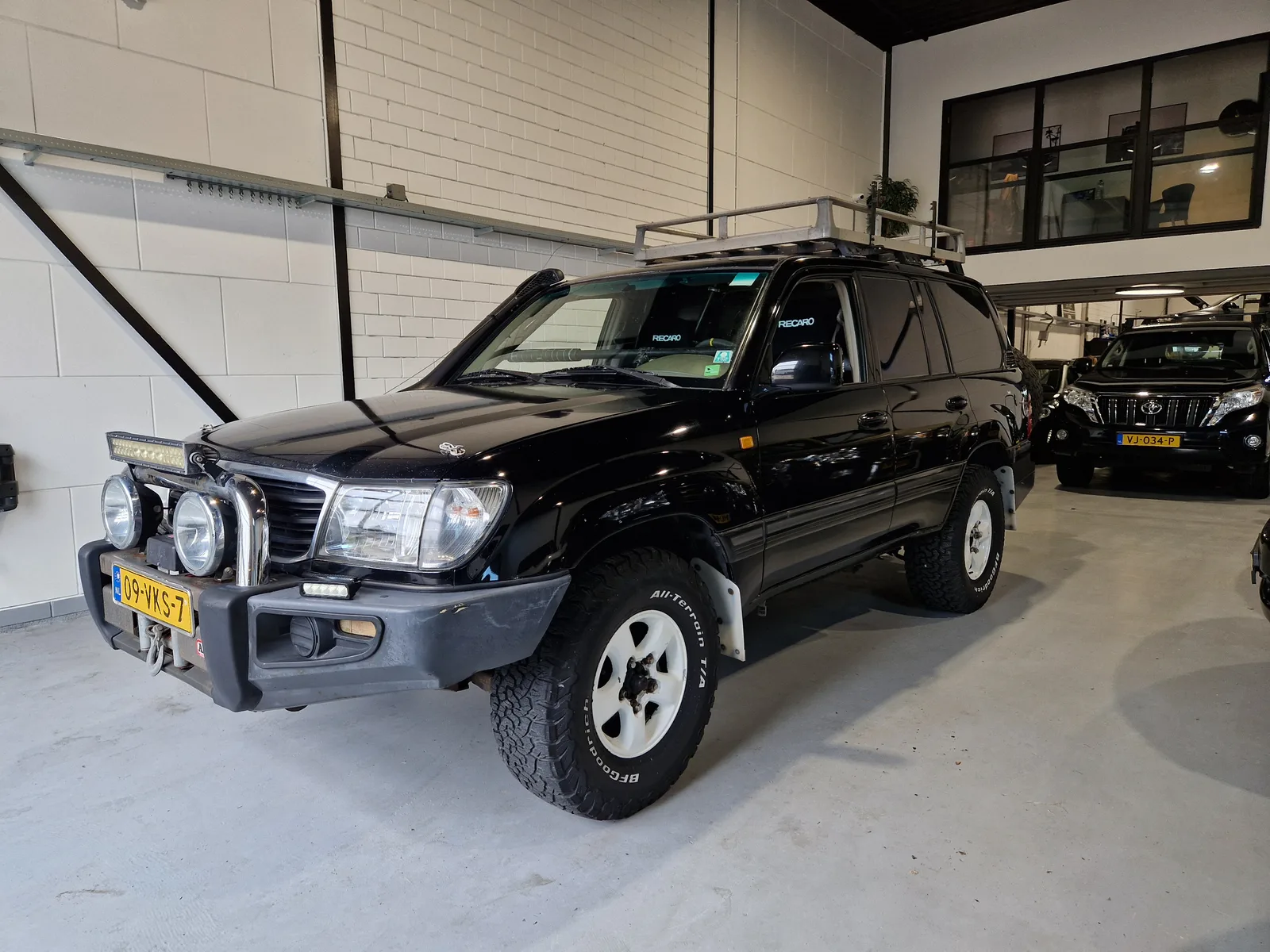 Toyota 100-Serie (2014) — foto 1