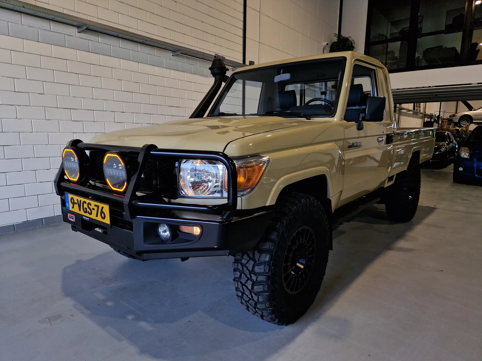 Toyota HZJ (2010) — foto 1