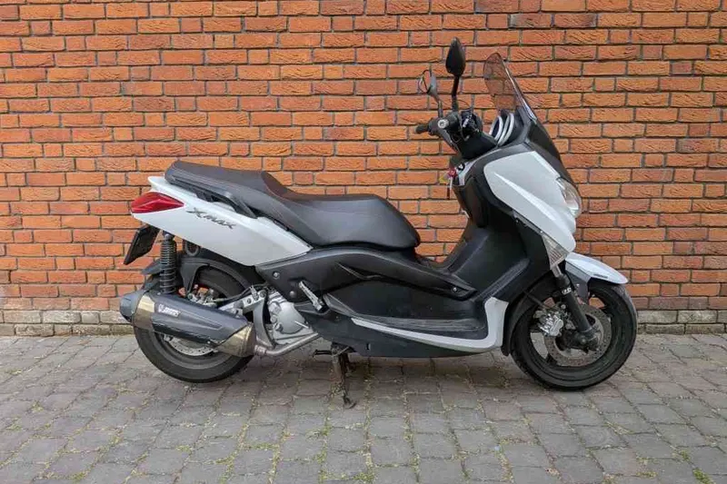 Yamaha X-MAX 250 (2010)