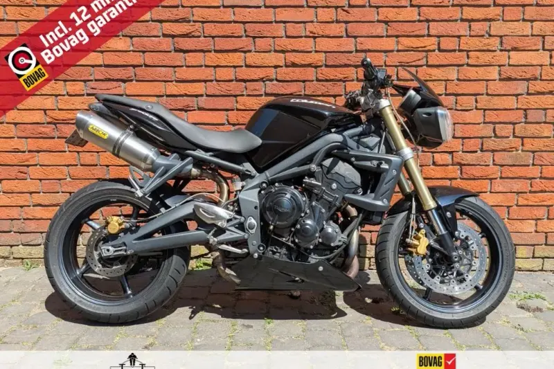 Triumph Street Triple 675 R (2012)