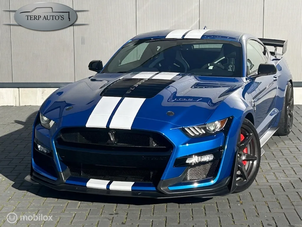 Ford Mustang (2022) — foto 1