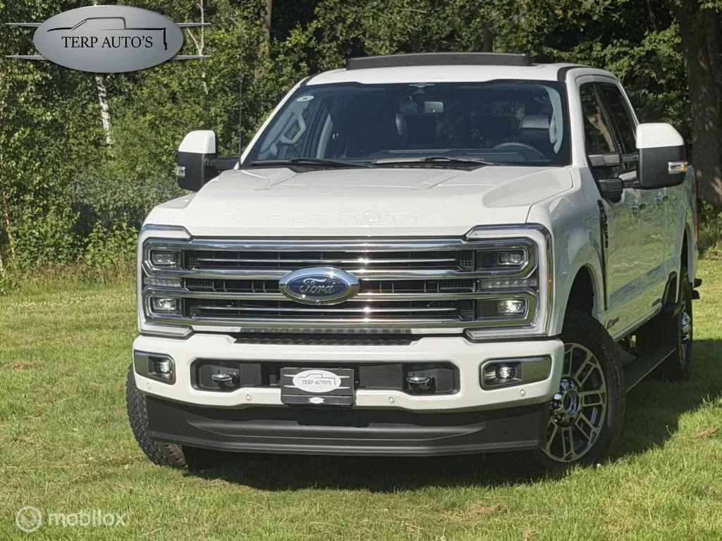 Ford F-250 (2026) — foto 1