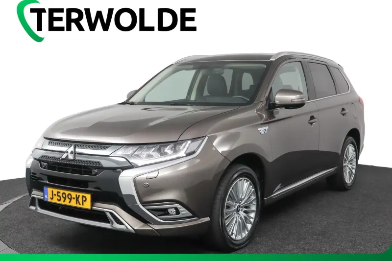 Mitsubishi Outlander (2020)