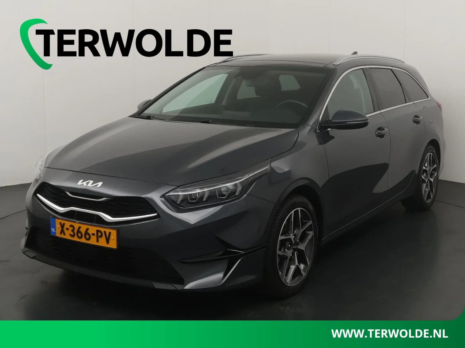 Kia Ceed Sportswagon (2024) — foto 1