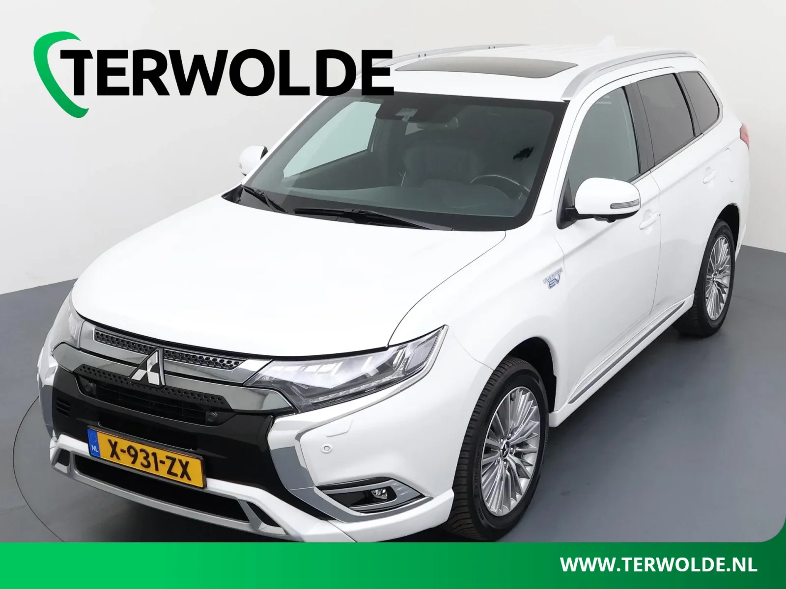 Mitsubishi Outlander (2020) — foto 1