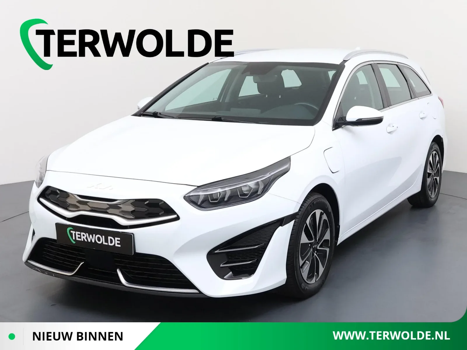 Kia Ceed (2022) — foto 1