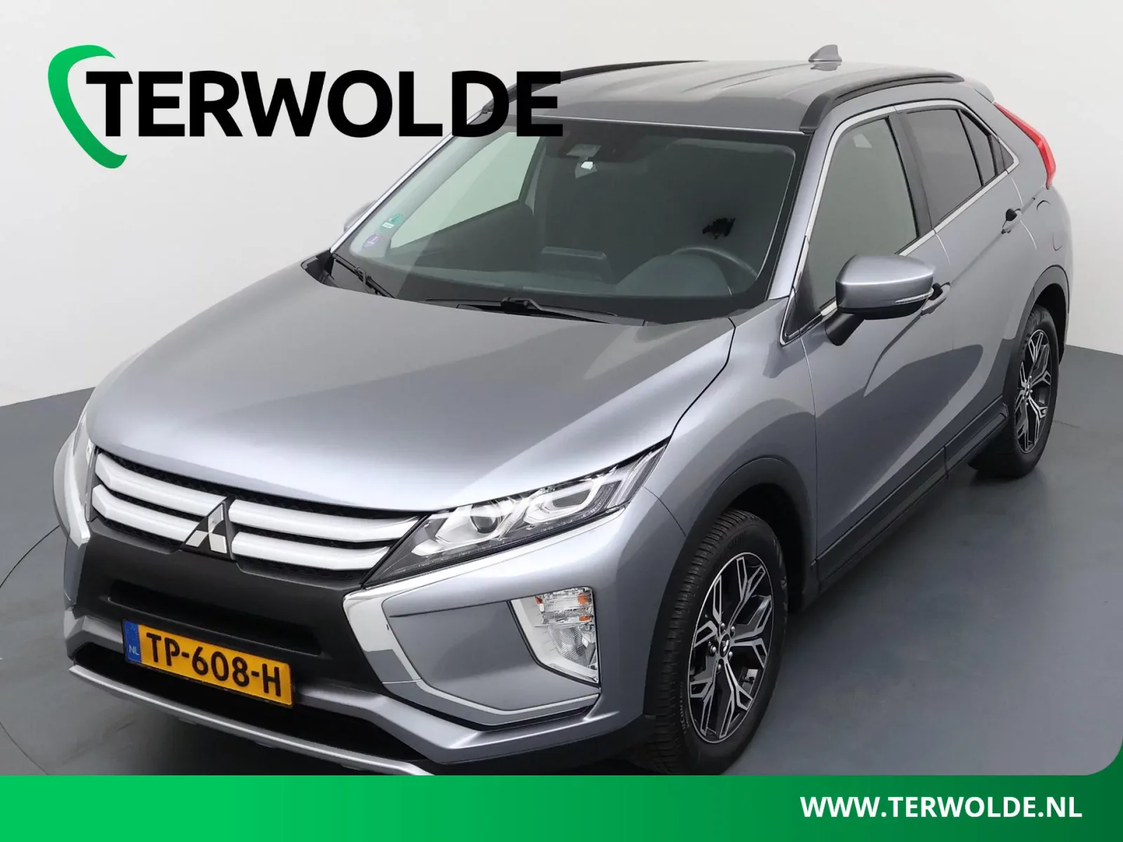Mitsubishi Eclipse Cross (2018) — foto 1