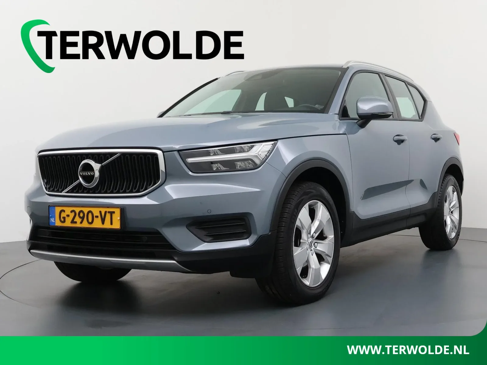 Volvo XC40 (2019) — foto 1