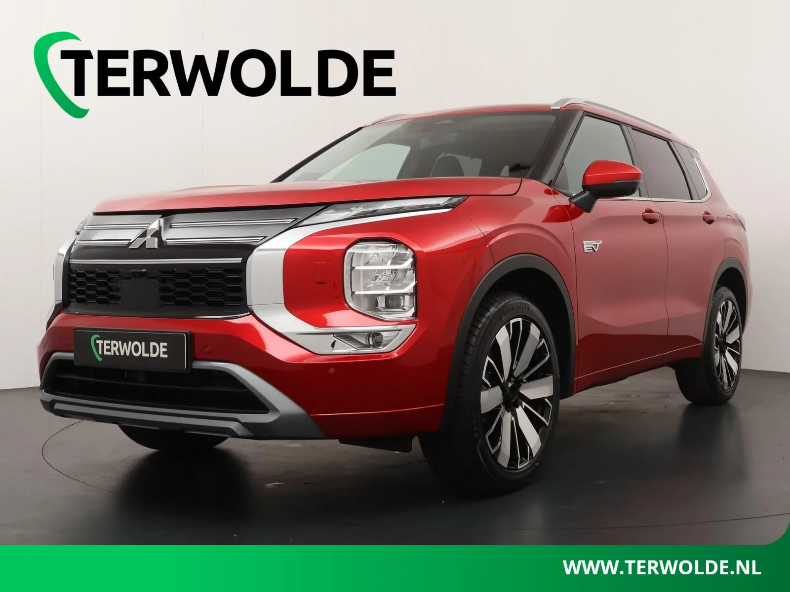 Mitsubishi Outlander (2026) — foto 1